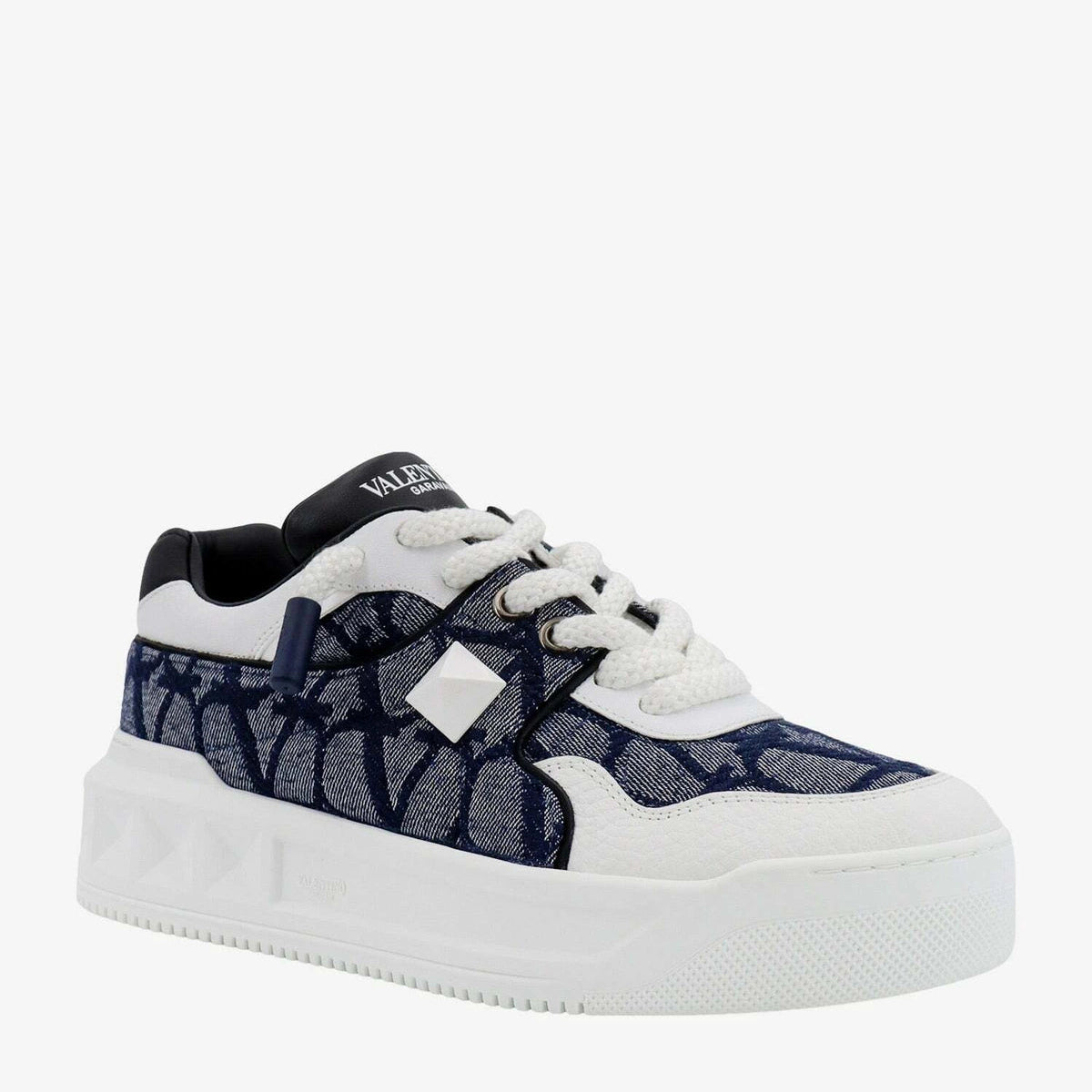 נעל של ולנטינו צבע כחול – Valentino LOW TOP SNEAKER IN NAPPA