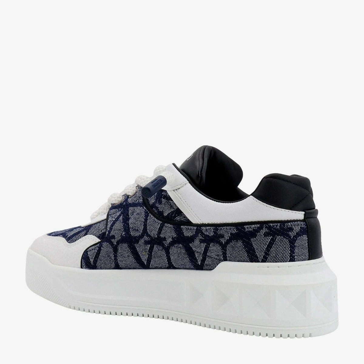 נעל של ולנטינו צבע כחול – Valentino LOW TOP SNEAKER IN NAPPA