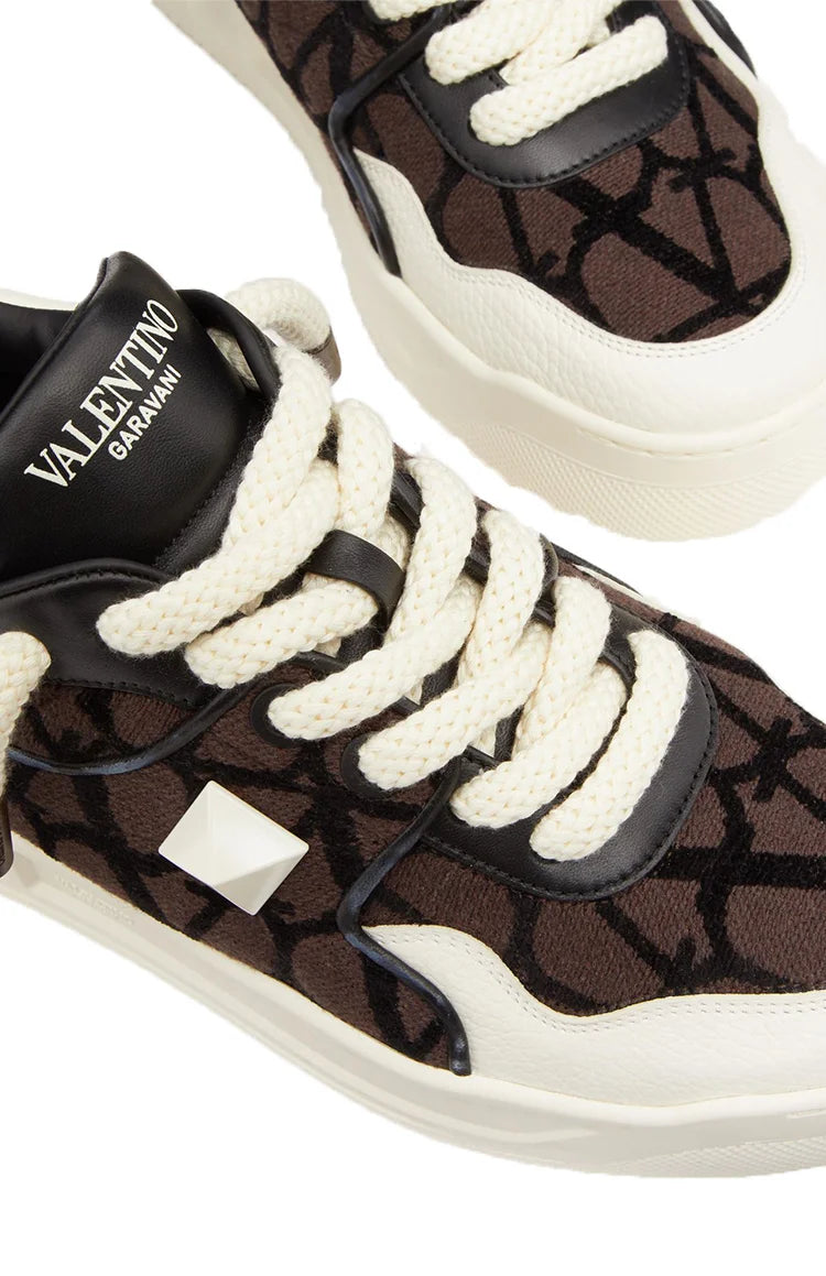 נעל של ולנטינו צבע חום – Valentino LOW TOP SNEAKER IN NAPPA