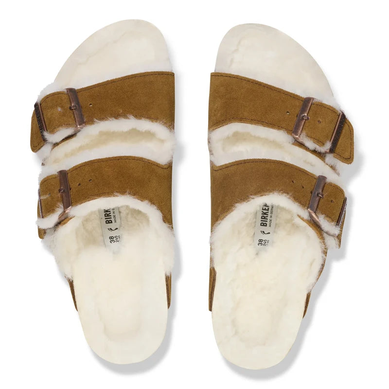 כפכפי בירקנשטוק | Birkenstock Arizona fur Brown