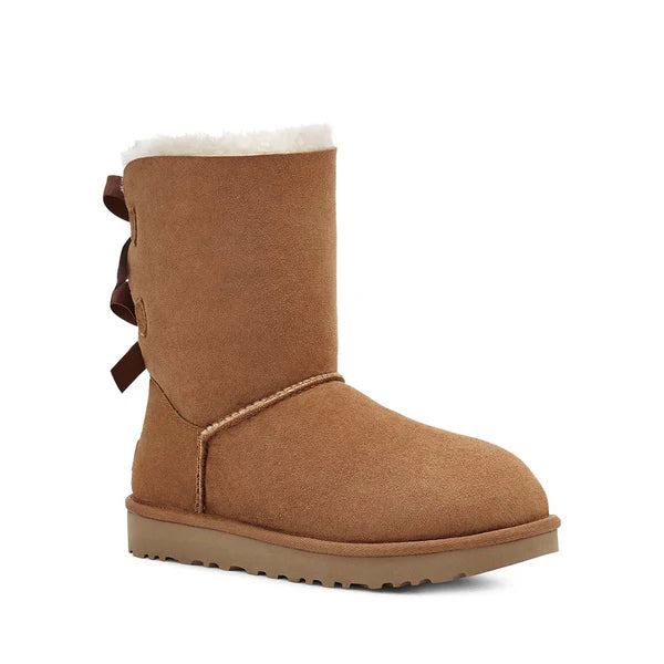 UGG Mini Bailey Bow II Boot בצבע חום