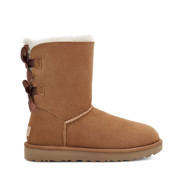 UGG Mini Bailey Bow II Boot בצבע חום