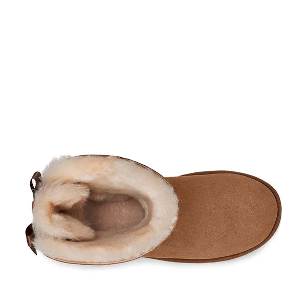 UGG Mini Bailey Bow II Boot בצבע חום