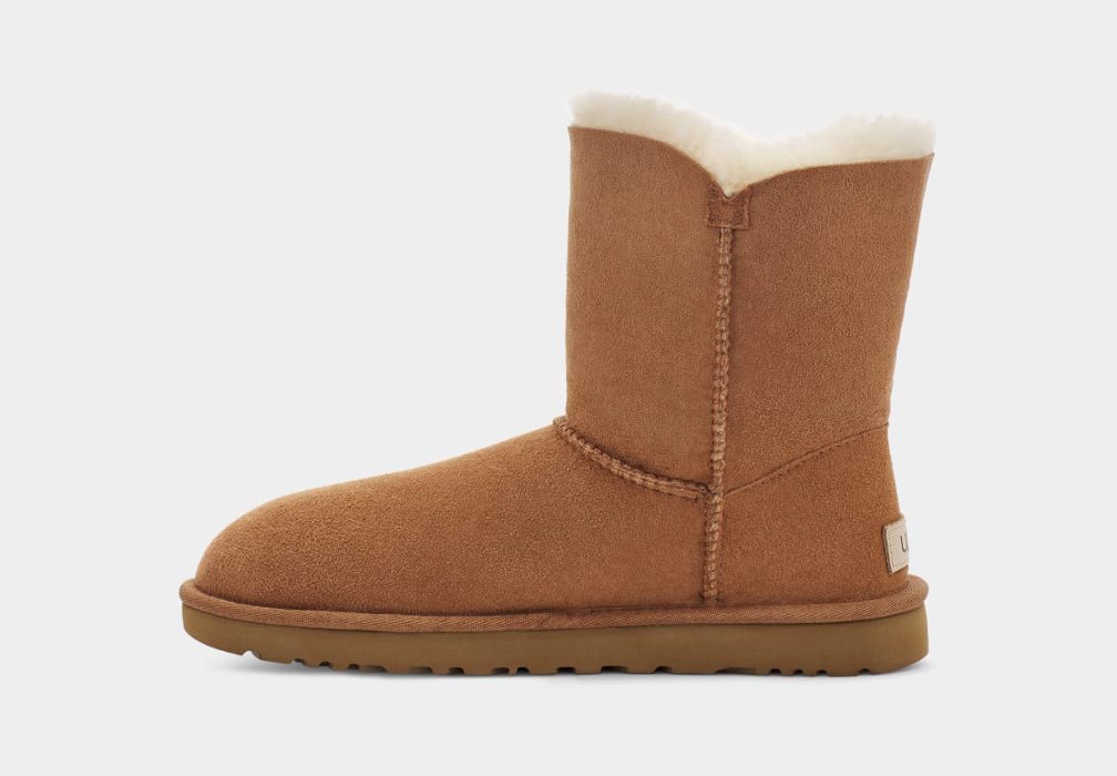 UGG Bailey Button II בצבע חום