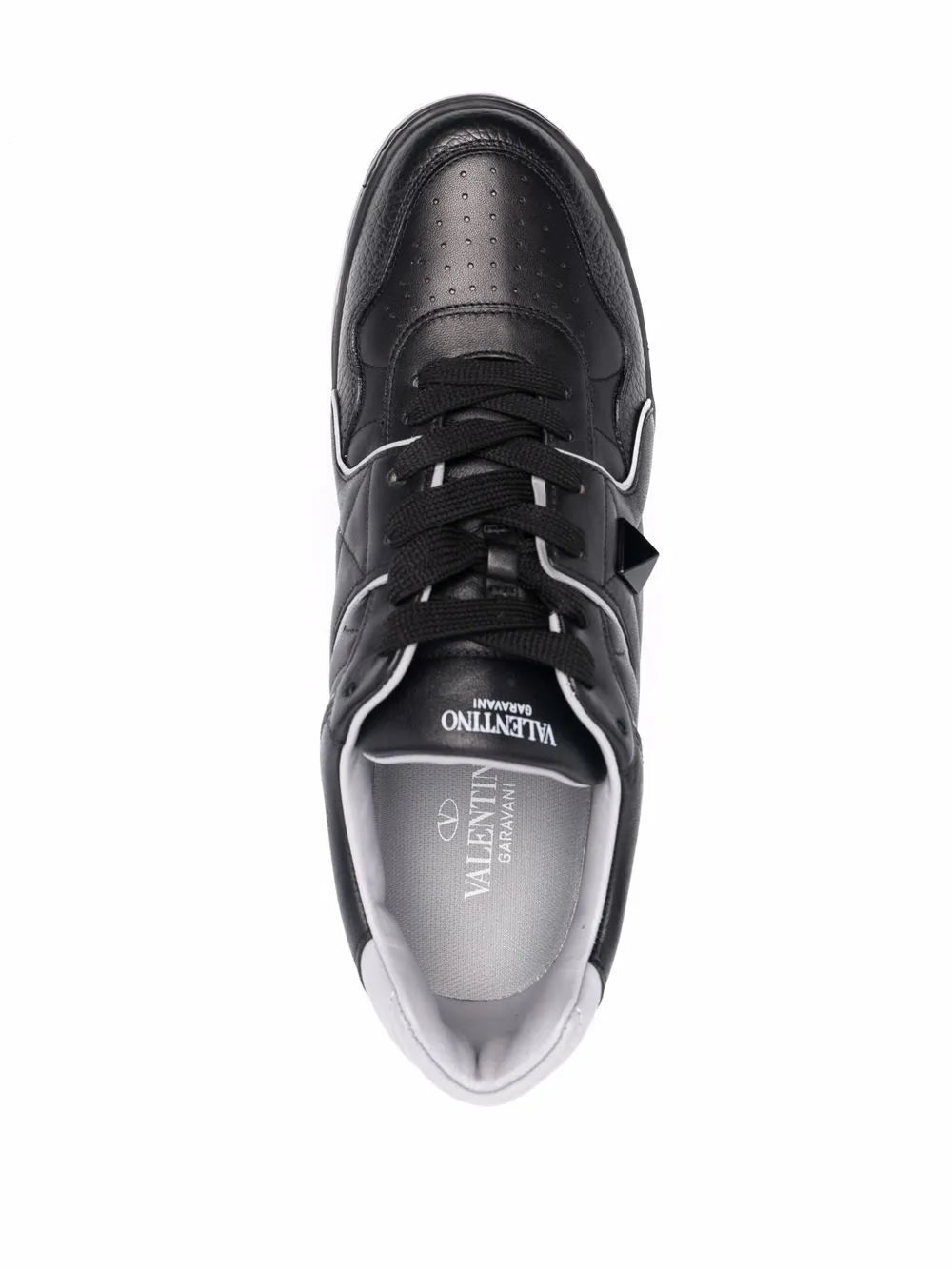 נעל של ולנטינו בצבע שחור – Valentino ONE STUD LOW TOP