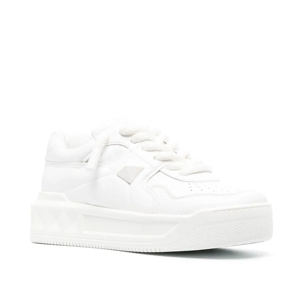 נעל של ולנטינו צבע לבן – Valentino LOW TOP SNEAKER IN NAPPA