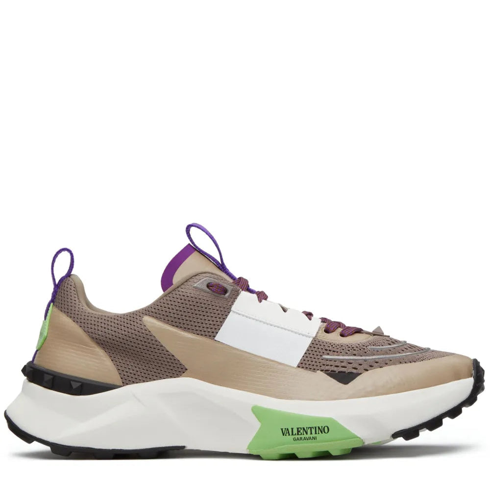 נעל של ולנטינו בצבע בז – Valentino TRUE ACT LOW TOP