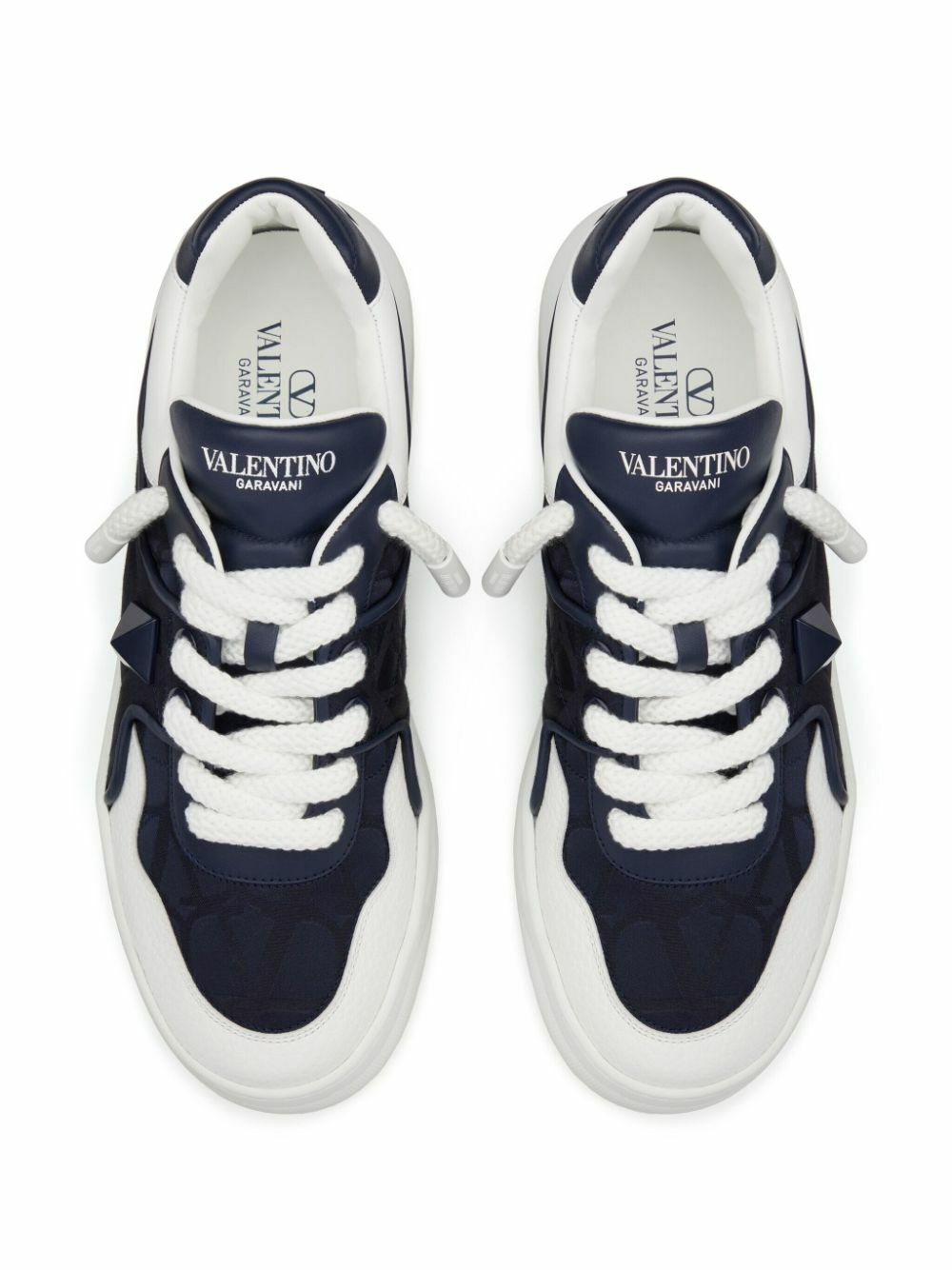 נעל של ולנטינו צבע כחול – Valentino ONE STUD XL LOW TOP