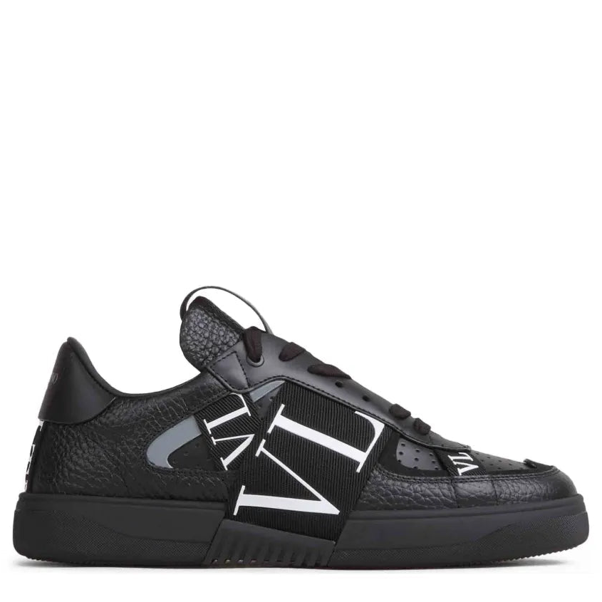 נעל של ולנטינו בצבע שחור – Valentino CALFSKIN VL7N SNEAKER