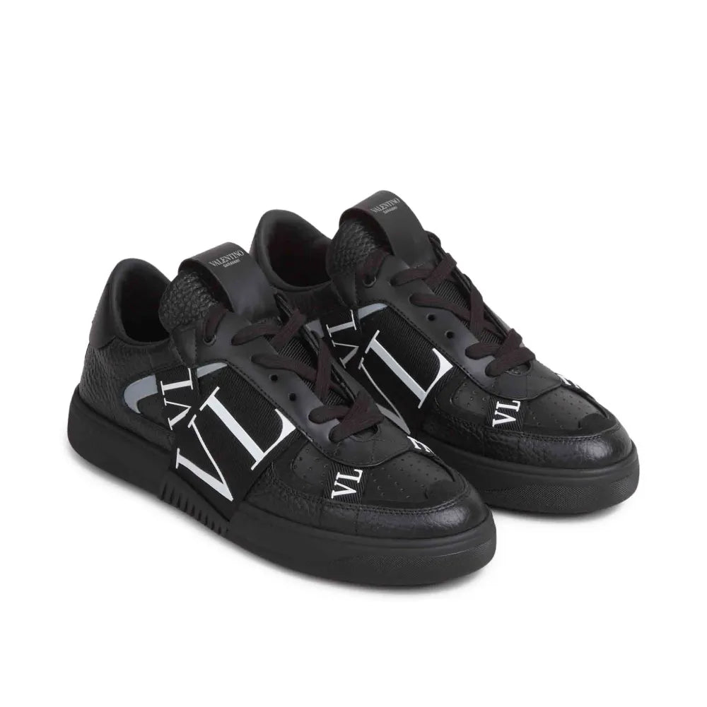 נעל של ולנטינו בצבע שחור – Valentino CALFSKIN VL7N SNEAKER