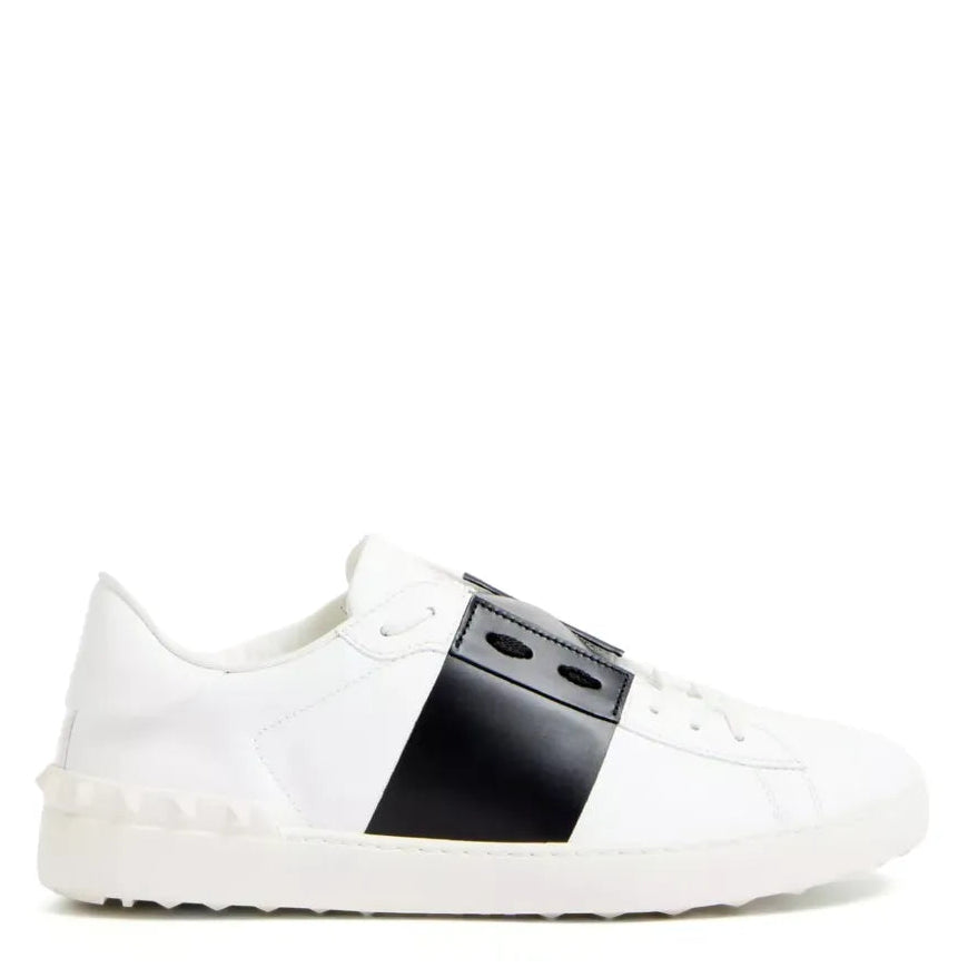 נעל של ולנטינו בצבע לבן ושחור-Valentino CALFSKIN OPEN SNEAKER