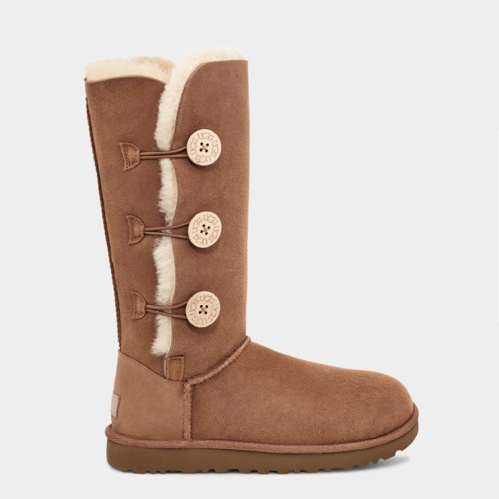 UGG Bailey Button Triplet II Boot בצבע חום