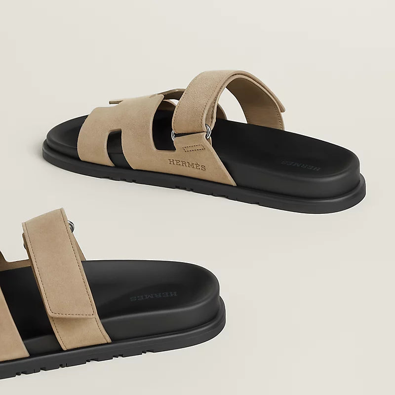 'כפכף הרמס לגבר צבע בז – Hermes Chypre Sandal