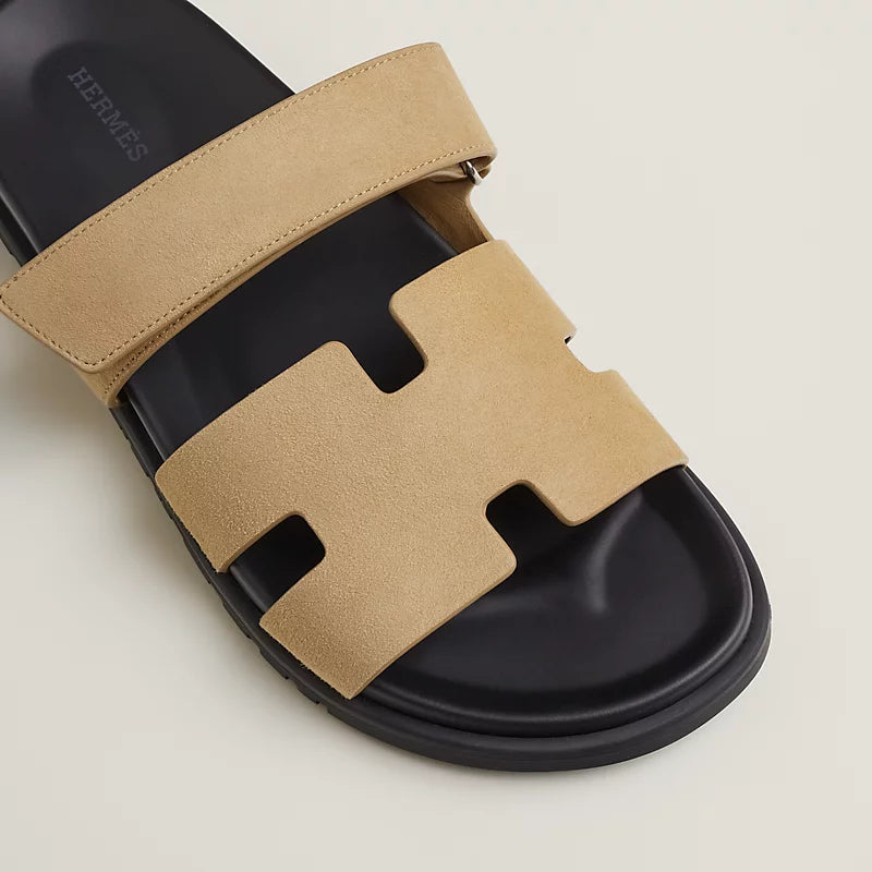 'כפכף הרמס לגבר צבע בז – Hermes Chypre Sandal