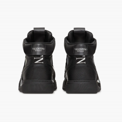 נעל של ולנטינו צבע שחור – Valentino MID TOP VL7N SNEAKER