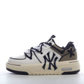 MLB Chunky liner low New York Yankees grey beige black