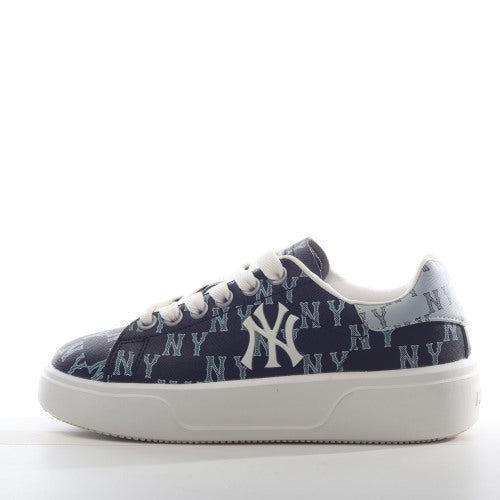 MLB Chunky Classic Allover Monogram New York Yankees