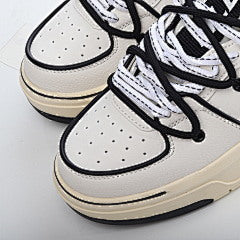 MLB Chunky liner low New York Yankees grey beige black