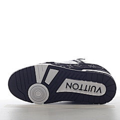 Louis Vuitton trainer black white