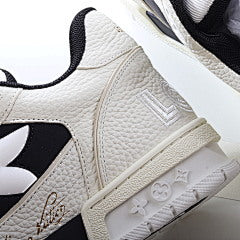Louis Vuitton Trainer Cream Black