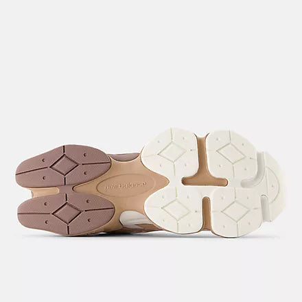 New Balance 9060 Earth Shadow Flat Taupe